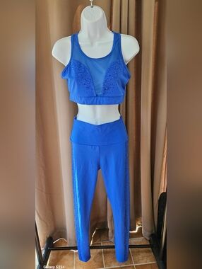 Blue Mesh Crop Sports Bra & High-Waist Leggings Set